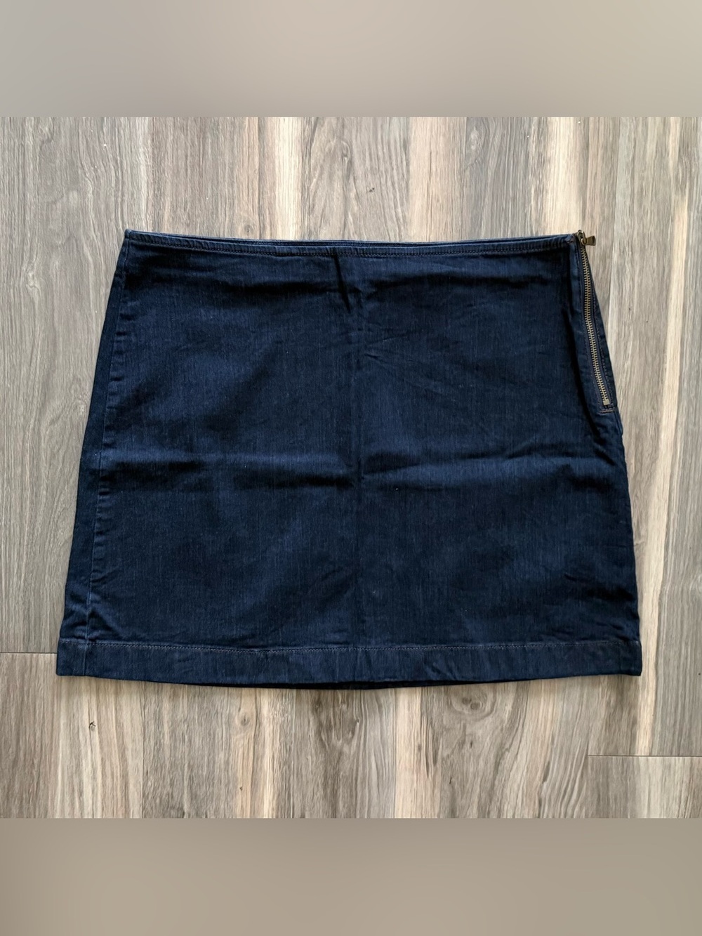 Ann Taylor Dark Rinse Denim Mini Skirt Size 12